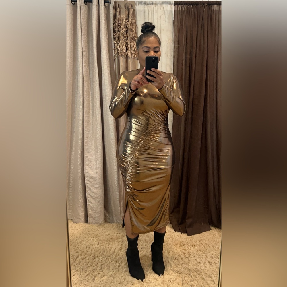 That Girl
Ruchy Copper Midi Dress